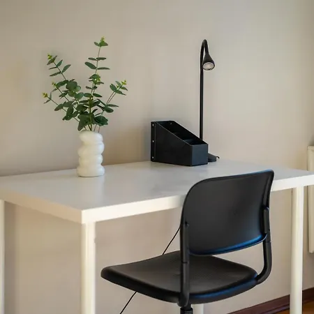 Wilanowska - 123m2, Parking, Balcony&workspace - By Rentujemy Apartment