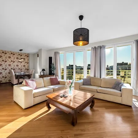 Wilanowska - 123m2, Parking, Balcony&workspace - By Rentujemy Apartment Warsaw